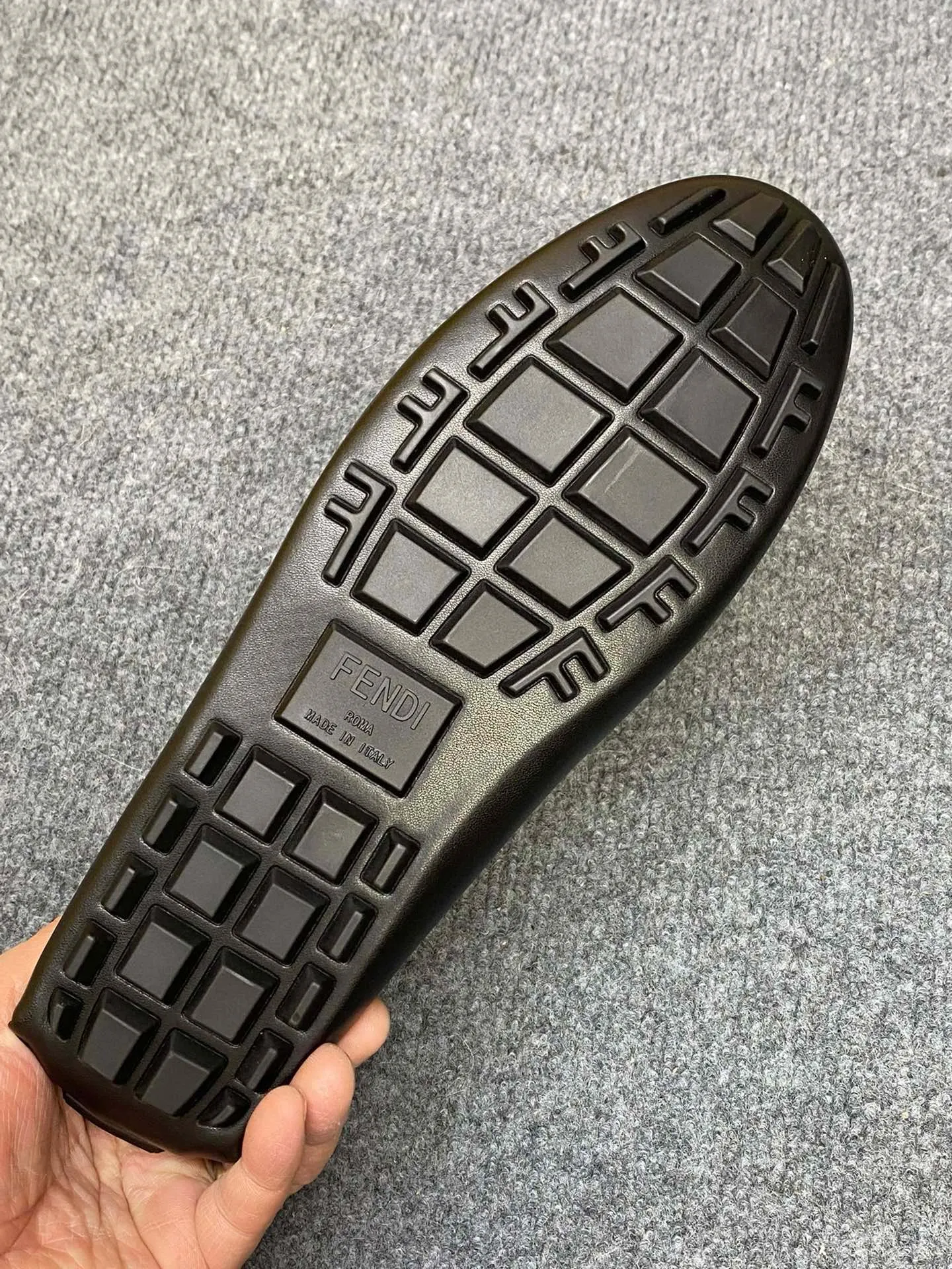 Men's Men's Shoes Men's Men's Shoes 💰700FENDI Fendi Men's Shoes are breathable and comfortable. Original development. Counters copy one to one. Imported cowhide. Niuri. 38 to 44. (can be ordered at 45.46. No returns or exchanges)